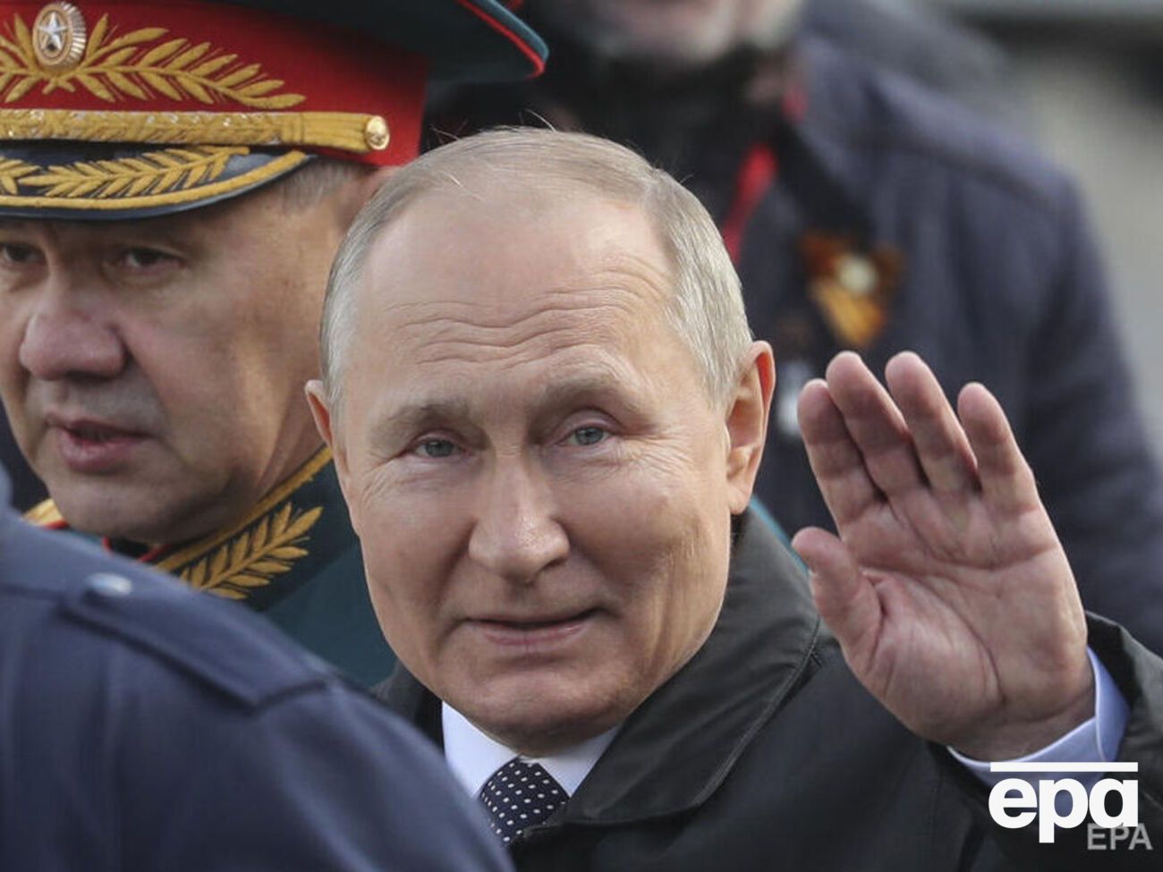 Заявления об отставке российские губернаторы пишут Путину, он и ранее регулярно принимал такие заявления, отмечают СМИ РФ