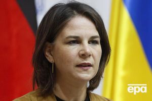 Бербок считает, что сейчас не время для того, чтобы "рассматривать параграфы"