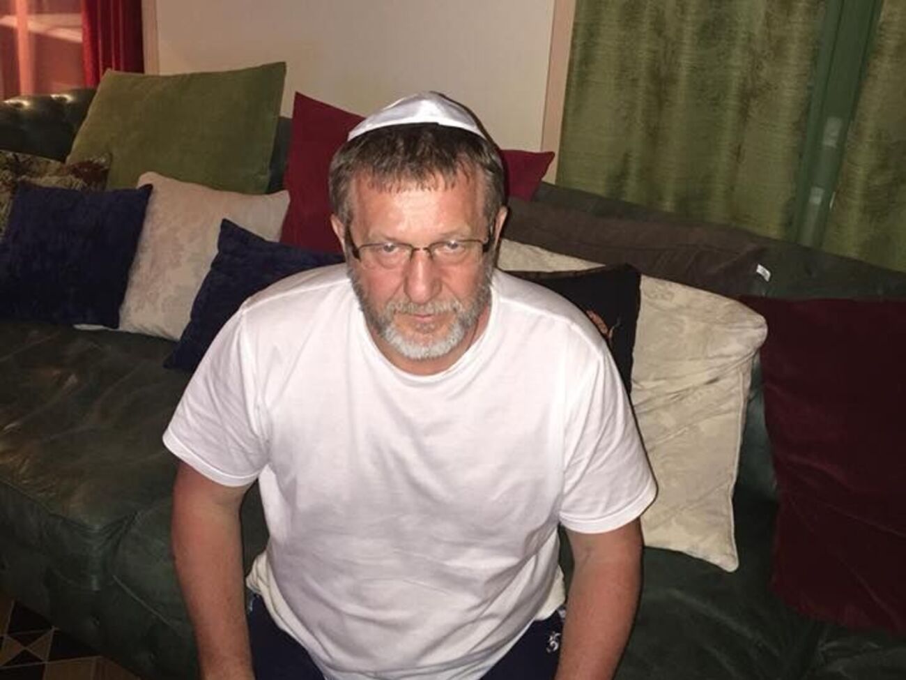 Шахматисты говорят, что только жлобы доигрывают до конца проигрышную партию. Путин, ленд-лиз – твой приговор, не будь жлобом