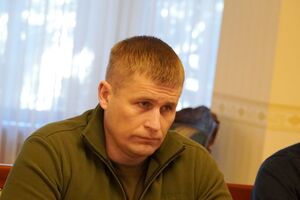 Марченко: Психічно хворий лідер окупантів покладає квіти на меморіал місту-герою Одесі, кидаючи ракети на мирне місто. Він продовжить убивати