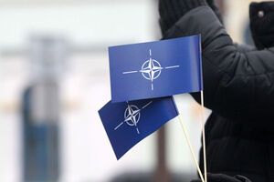 Финляндия и Швеция решили пересмотреть политику внеблоковости после открытого вторжения России в Украину