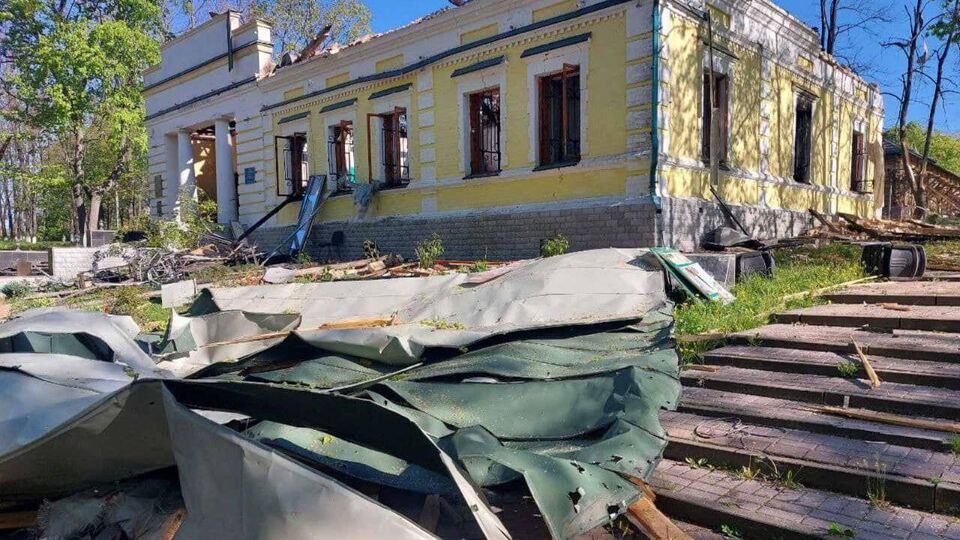 Сегодня утром оккупанты обстреляли село Новый Мерчик, в результате чего один человек получил ранение