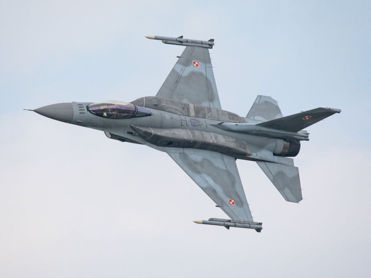 Одновременно для патрулирования&nbsp;восточного фланга НАТО в небо могут быть подняты 30 истребителей, самолетов для разведки и самолетов поддержки