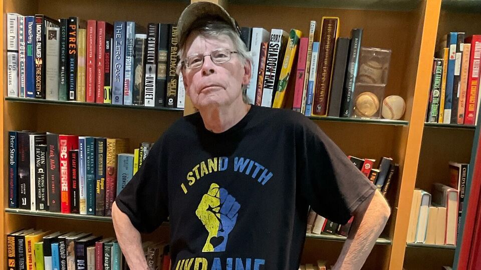 Кинг в первые дни после нападения РФ на Украину заявил о поддержке украинского народа