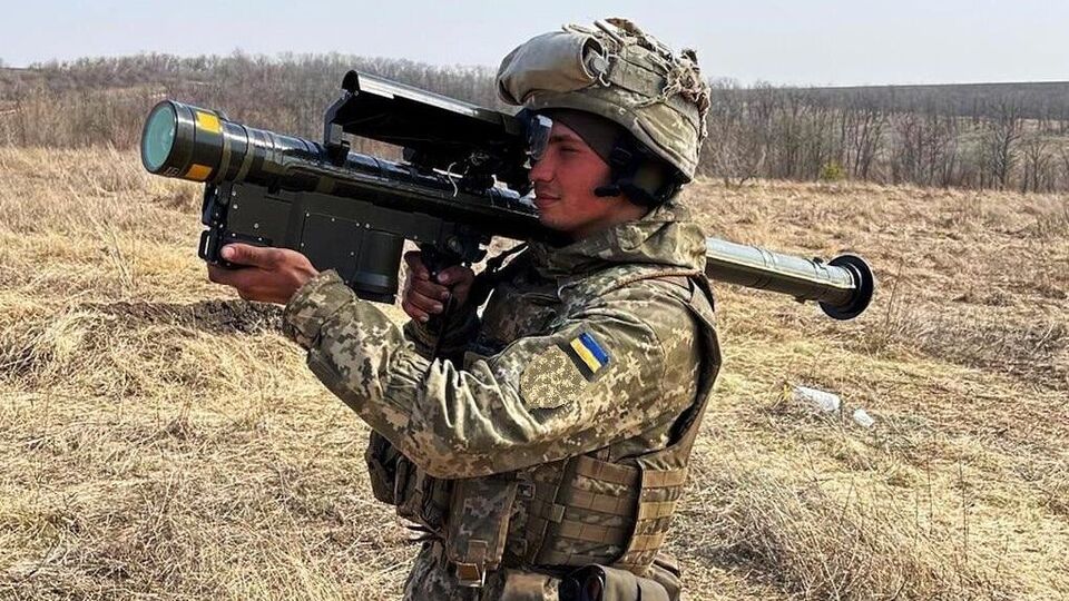 По данным Генштаба ВСУ, с начала полномасштабного вторжения РФ украинские военнослужащие уничтожили 160 российских вертолетов