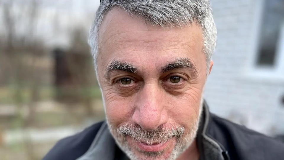 Комаровский перестал брить бороду после нападения РФ на Украину