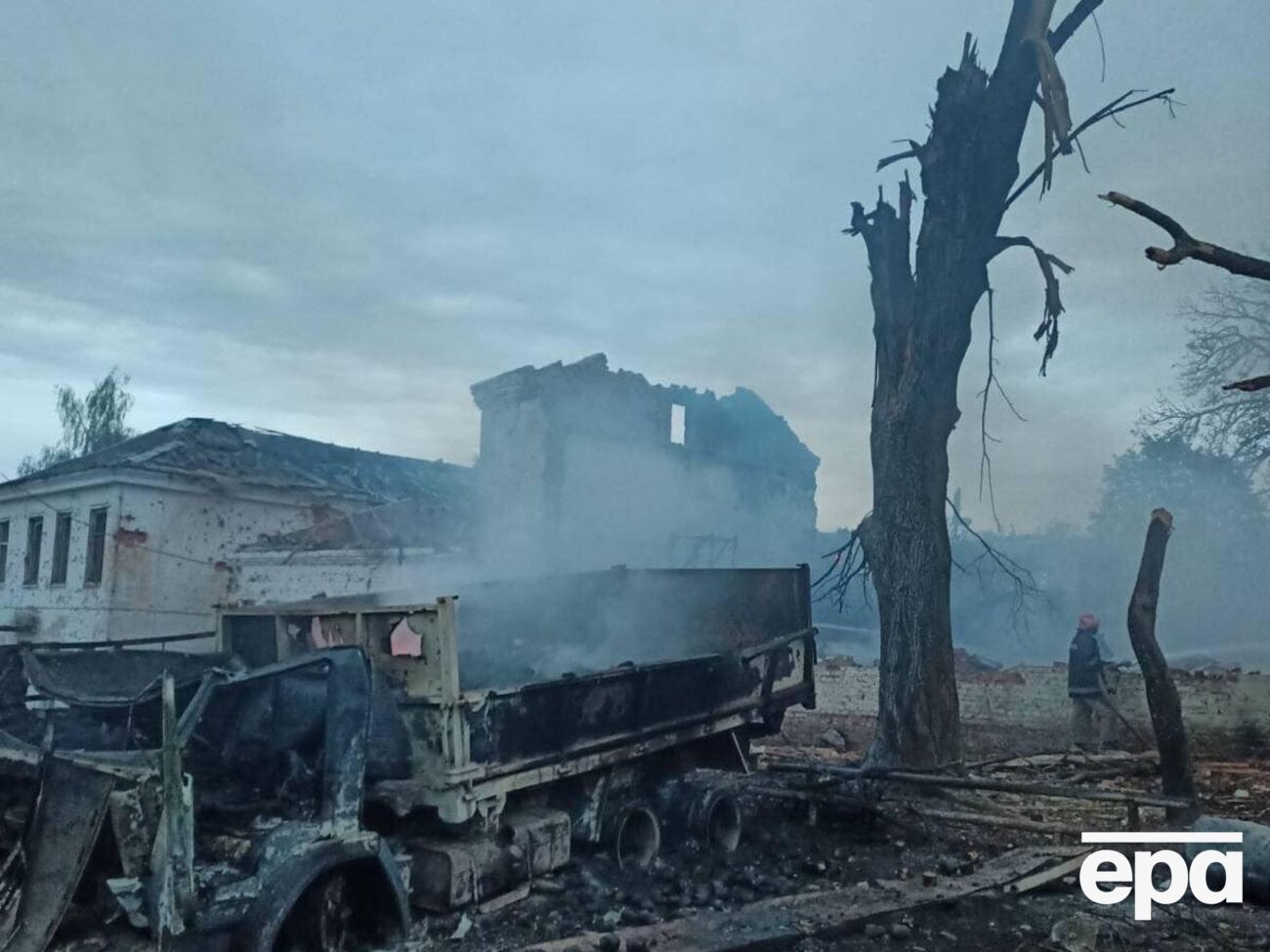 Російські окупанти завдали удару по школі та інтернату кількома ракетами цієї ночі, повідомили у командуванні "Північ"