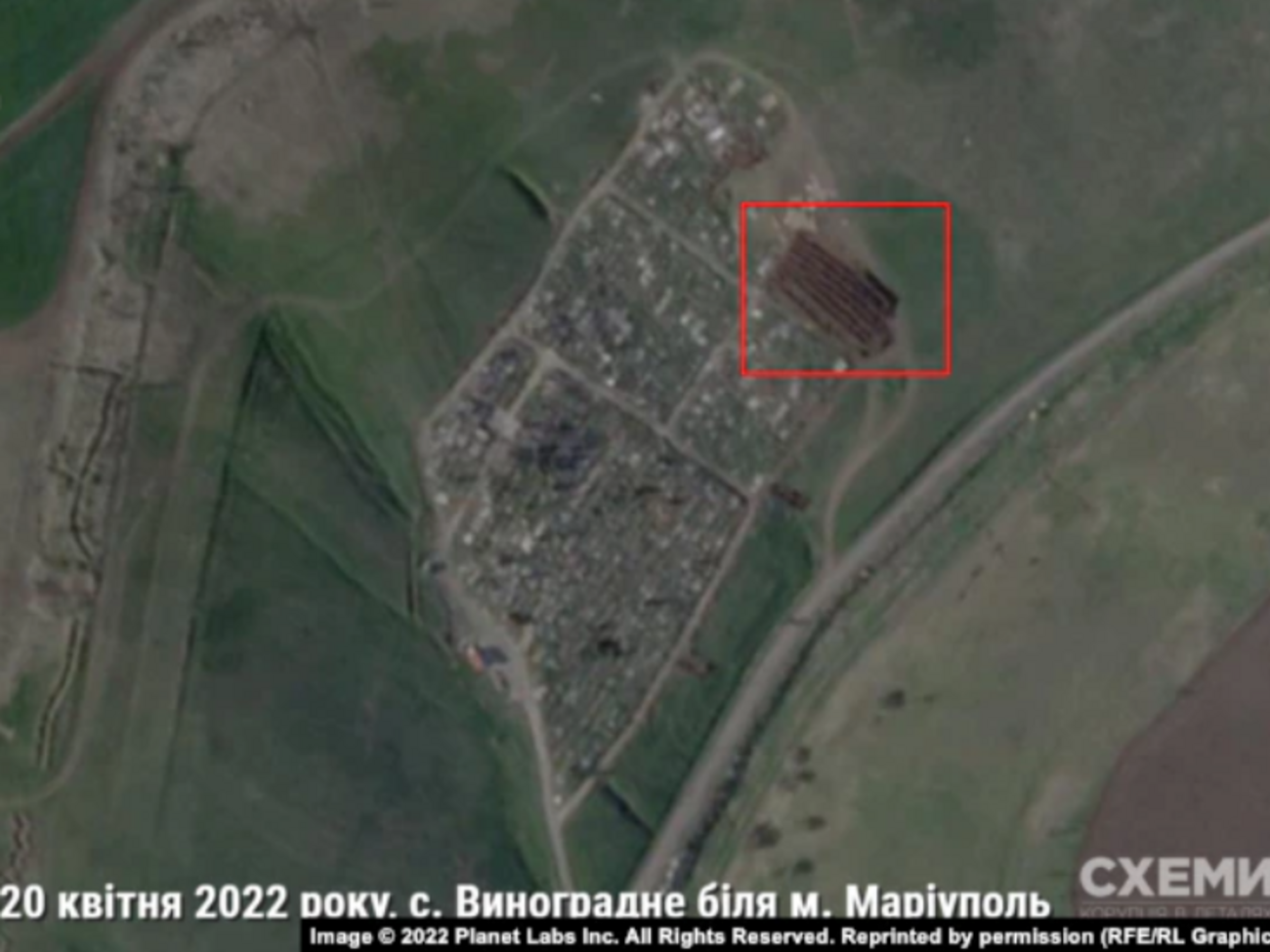 Известно о трех местах массовых захоронений вблизи Мариуполя, в том числе в Виноградном