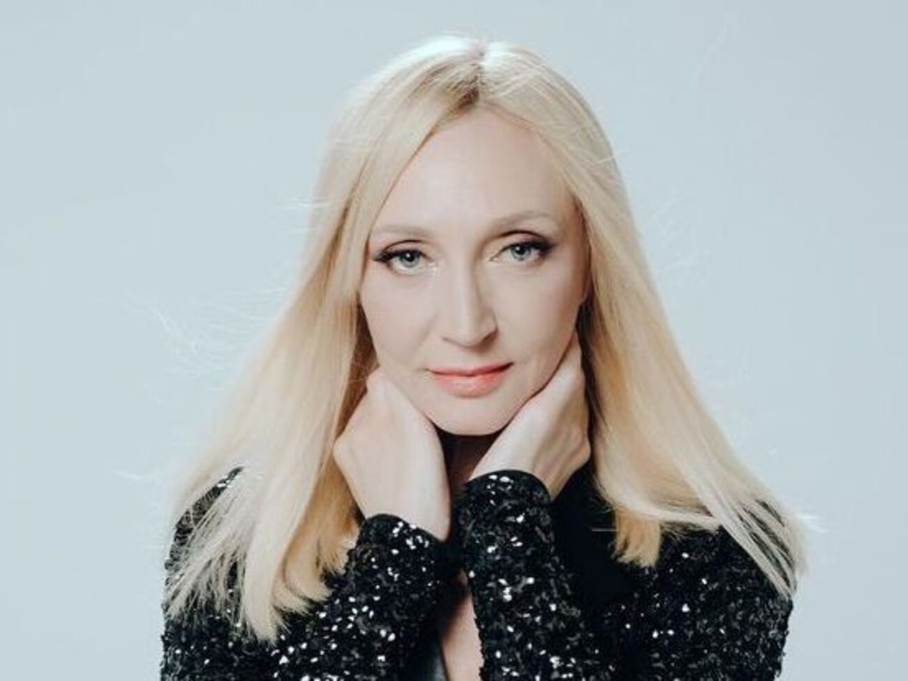 Орбакайте:&nbsp;Летящей походкой пока ещё в мае