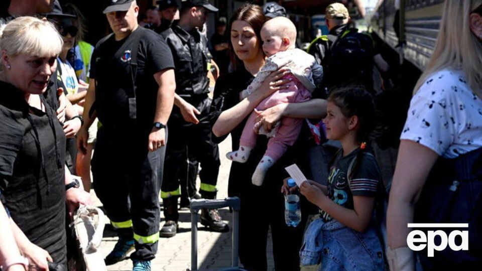 Reuters: Понад 19 тис. українців з початку війни приїхали до Естонії з Росії