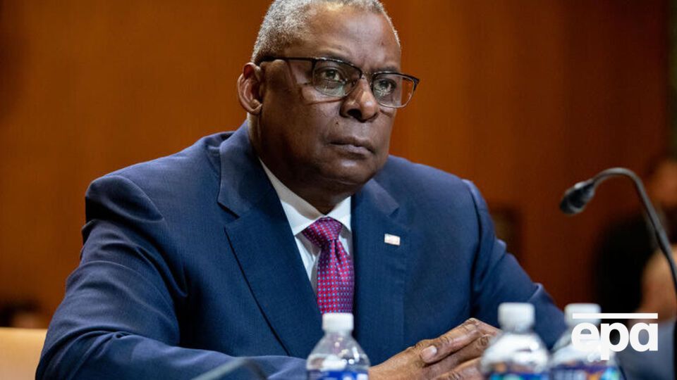 Остін поговорив із Резніковим