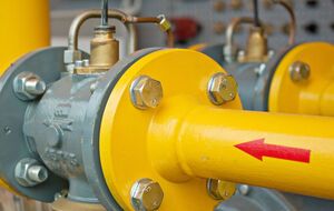 В основе энергетической безопасности и ценовых кризисов лежит слишком сильная зависимость от нестабильных поставок импортного газа, нефти и угля, убеждены авторы письма