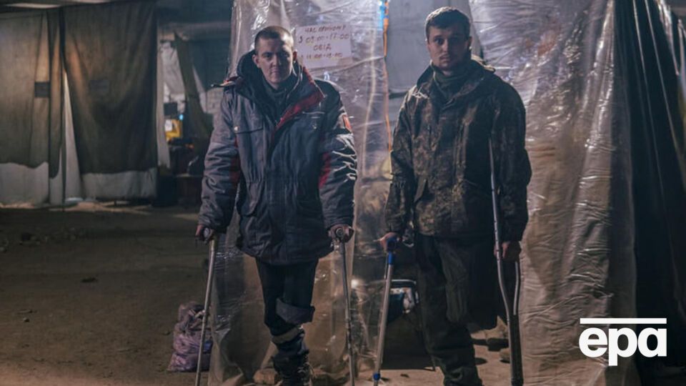 За даними командування "Азову", сьогодні на "Азовсталі" перебуває 600 поранених українських військових