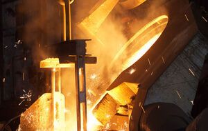 Многие предприятия параллельно запускают производство, отмечает GMK Center