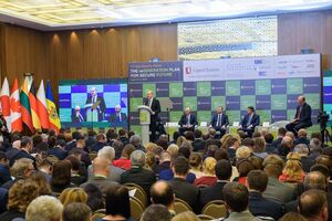 Участники дискуссии обсудят войну