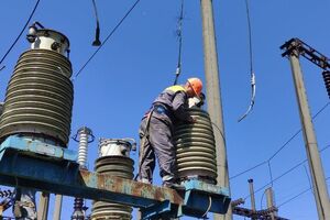 На Донбасі світло повернули у 23 населені пункти