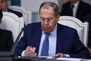 Лавров сказав, що Росія зробила свій вибір і до санкцій їй "не звикати"