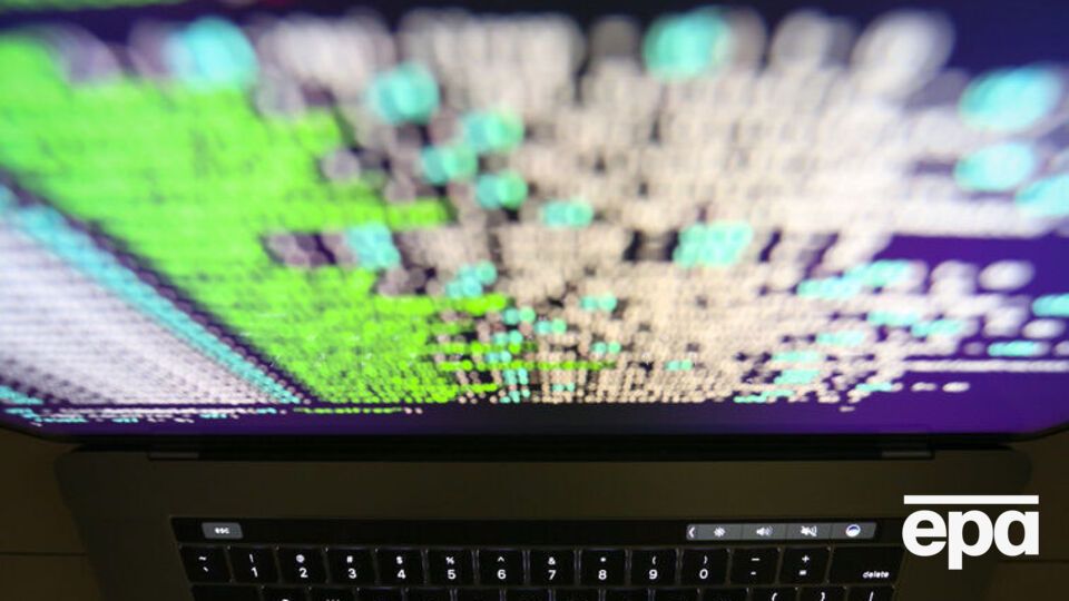 Садовий наголосив, що сайт мерії працює