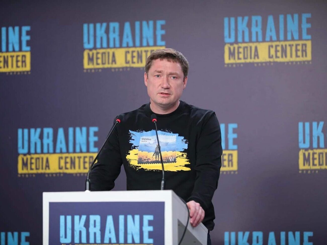 Козицкий сообщил, что по предварительной информации, в результате обстрела никто не пострадал