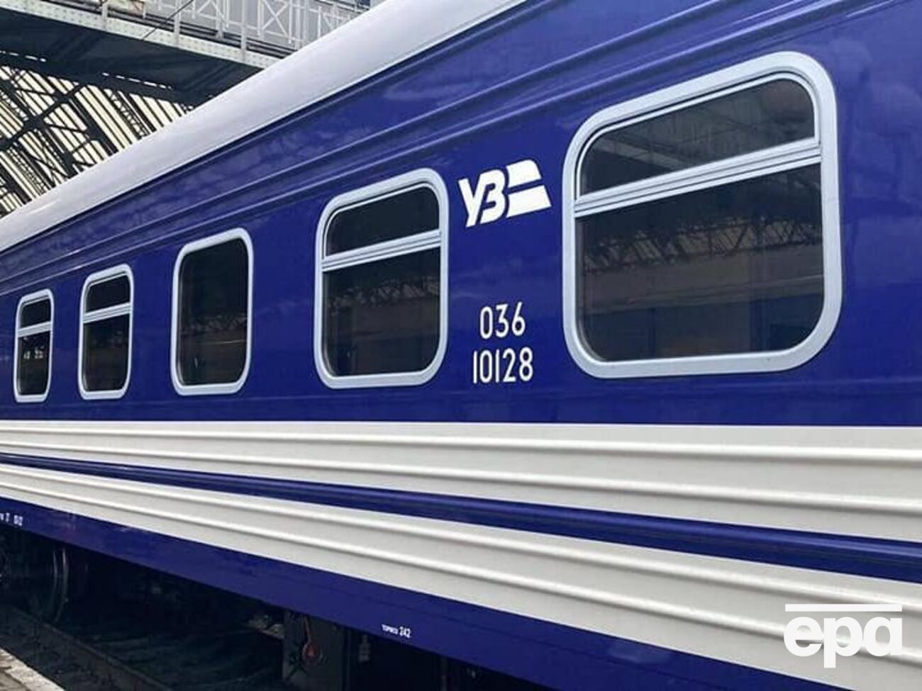 Вокзалы Киева, Калуша и Ивано-Франковска будут приветствовать поезд №43 песней Stefania