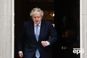 Джонсон заявил, что "невероятно гордится" представителем Великобритании Сэмом Райдером