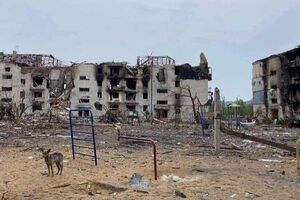 Оккупанты нанесли артиллерийский удар по больнице в Северодонецке