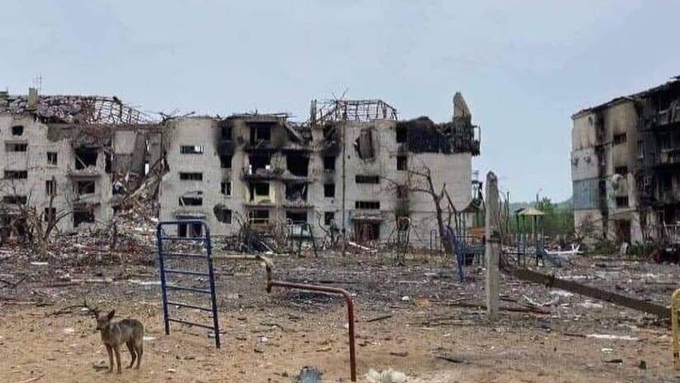 Окупанти завдали артилерійського удару по лікарні в Сєвєродонецьку