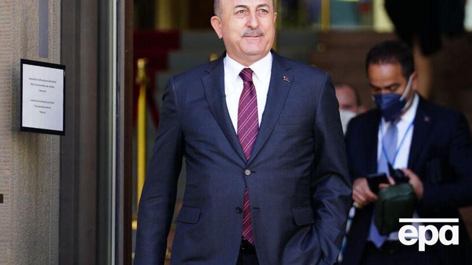 Чавушоглу заявил, что Турция "никому не угрожает и не ищет рычагов влияния"