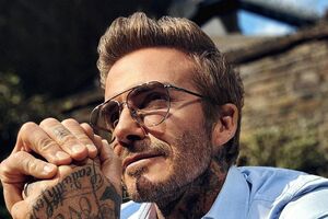 Бекхэм родился в 1975 году в Лондоне