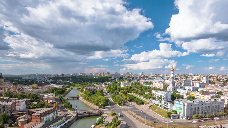 За даними харківської міськради станом на 11 травня, за час спроб штурму міста та постійних обстрілів окупанти пошкодили 2907 будинків