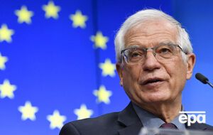 ЄС і надалі вводитиме санкції проти РФ, щоб зробити ціну вторгнення в Україну непідйомною для Кремля, зазначив Боррель
