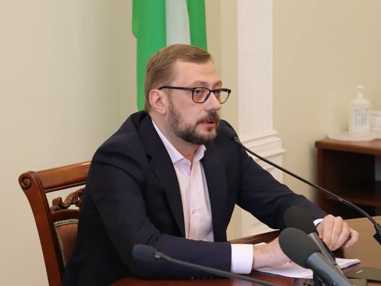 Чаус повідомив про удари окупантів по селищу Десна