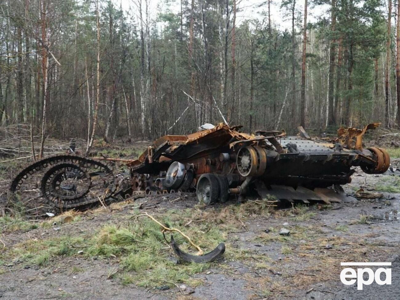 Окупанти у війні проти України втратили 1235 танків, повідомив Генштаб