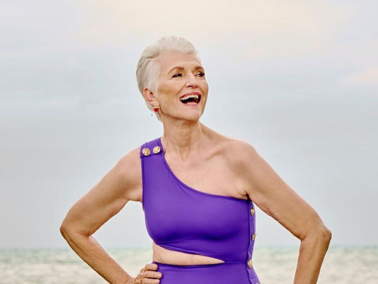 Мей Маск після завершення кар'єри моделі читає лекції з дієтології