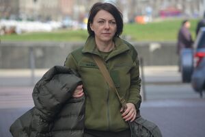 Переговорный процесс и операция по спасению защитников Мариуполя с "Азовстали" продолжаются, сказала Маляр