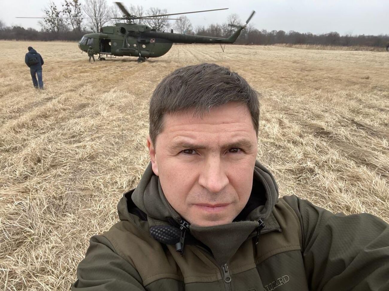 Подоляк: Будь-яка війна буде завершуватися за столом переговорів. І модерувати цей процес, як мені видається, буде Зеленський