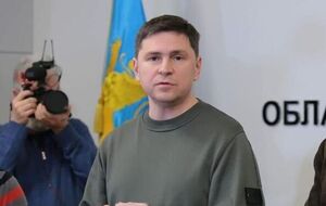 Подоляк: Я хочу, чтобы европейские партнеры понимали – цена за войну для Украины очень большая. У нас убито много гражданских. И не просто убито, а цинично замучено