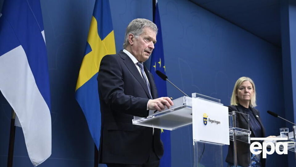 Андерссон заявила на спільній пресконференції з Нійністьо, що Швеція та Фінляндія разом подадуть заявки на вступ у НАТО