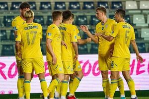 Украинцы забили три мяча