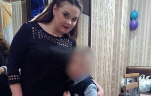 Женщине, по данным СМИ, 30 лет