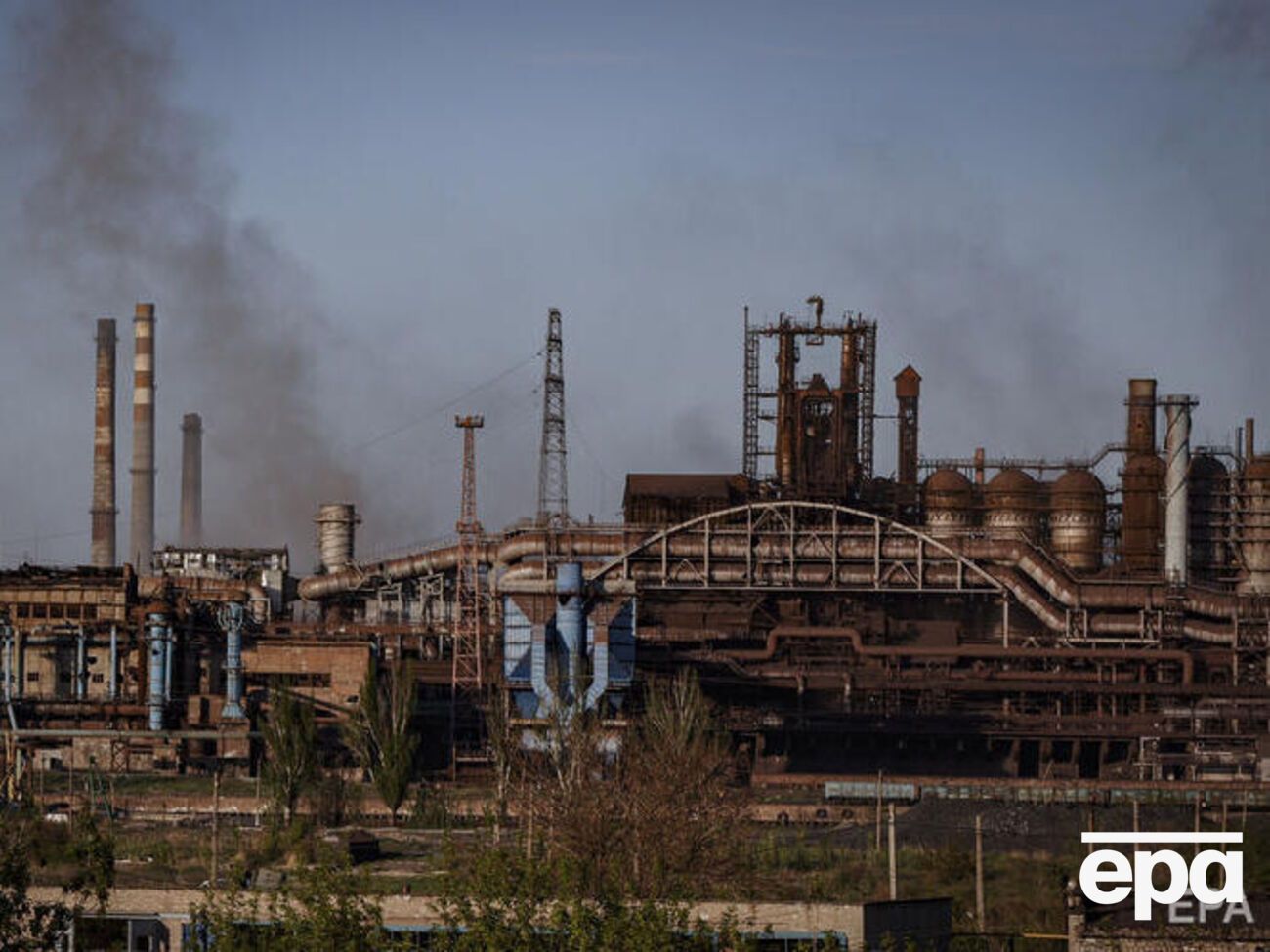 Окупанти почали атакувати Маріуполь у перший день повномасштабного вторгнення в Україну