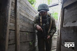 По данным ОВА, оккупанты сосредоточены на удержании ранее занятых позиций, ведении разведки и пополнении запасов провизии и амуниции