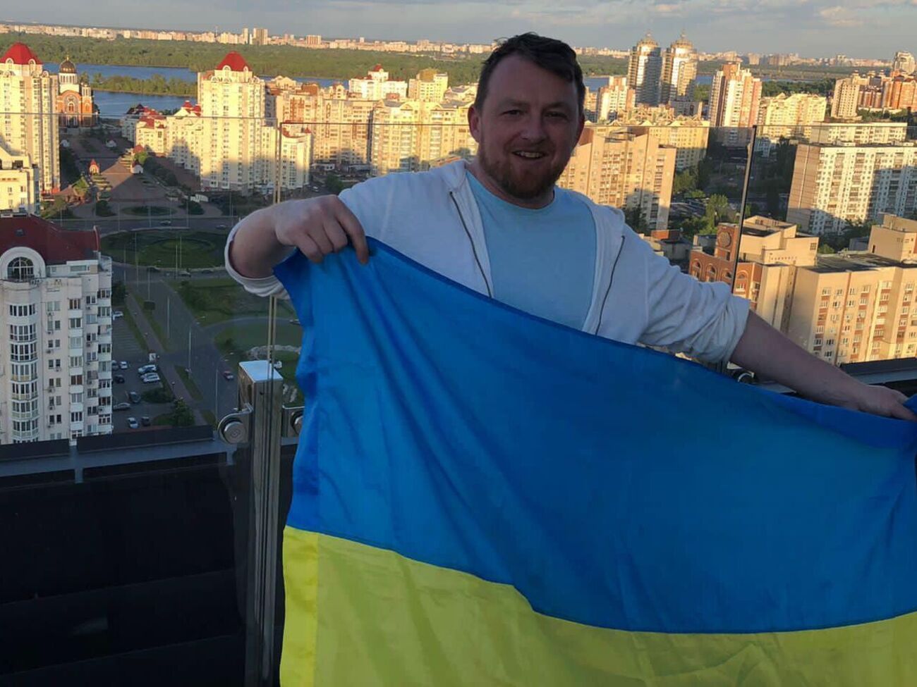 Если с 25 мая США закроют лазейку, которая позволяла РФ платить по долгам, дефолт станет неотвратимым в июне. Путин знает, куда ведет страну