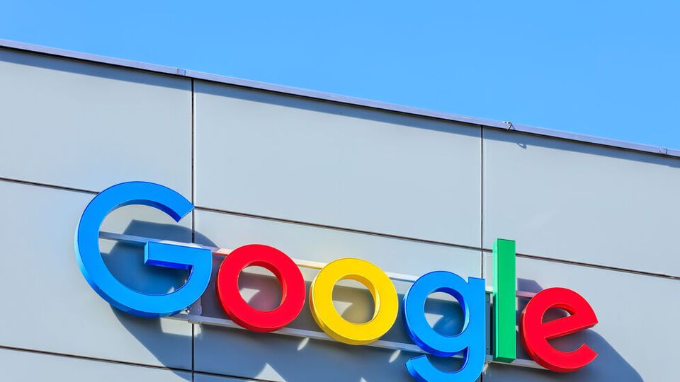 В компании заявили, что "арест банковского счета "Google Россия" сделал невозможным функционирование российского офиса"