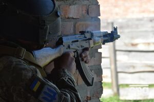 В разговоре оккупанты жалуются друг другу на регулярные атаки украинских защитников в Запорожской области