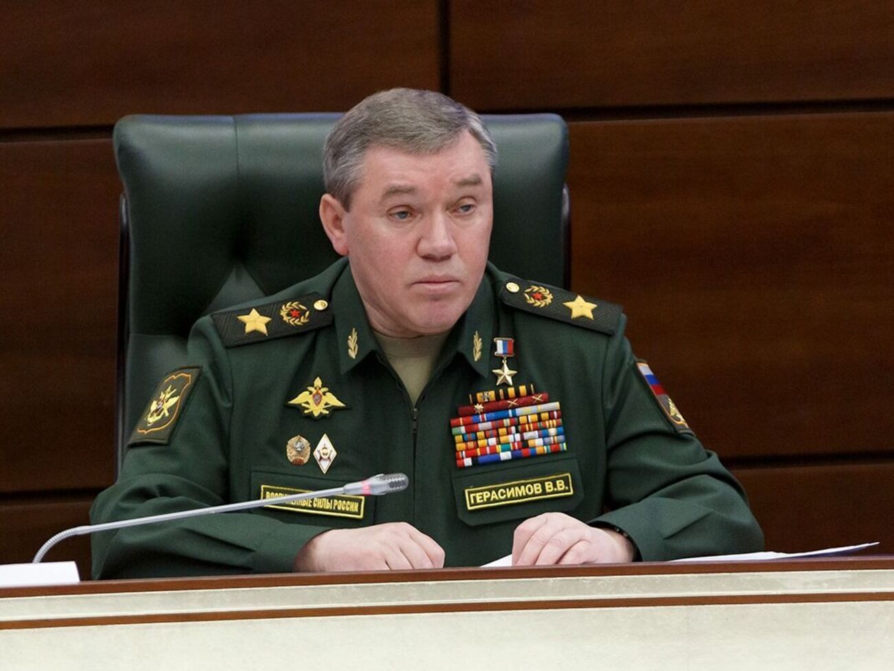 Пока неясно, сохраняет ли Герасимов (на фото) доверие президента РФ Путина, отметили в британской разведке