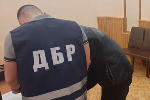 Слідчі ДБР Києва спільно з прокурорами Чернігівської обласної прокуратури проводять слідчі дії із середини травня