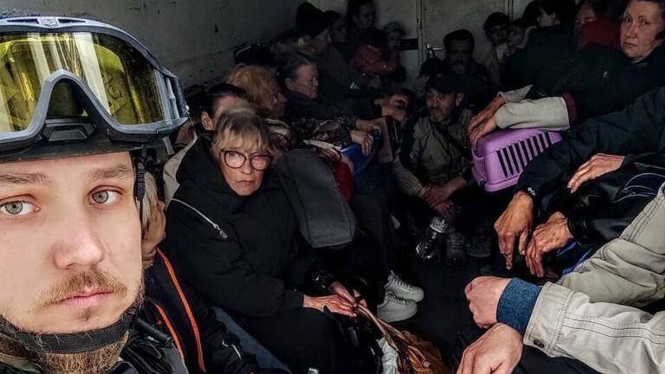 Евакуацією людей займається поліція
