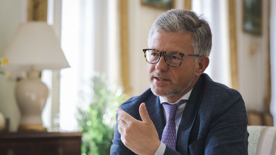 Головним завданням України є набуття статусу кандидата у члени ЄС, зазначив Мельник