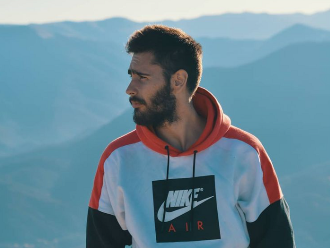 Зизу, протестующего против российской агрессии против Украины, не смогли задержать сразу, но потом вычислили по камерам наблюдения